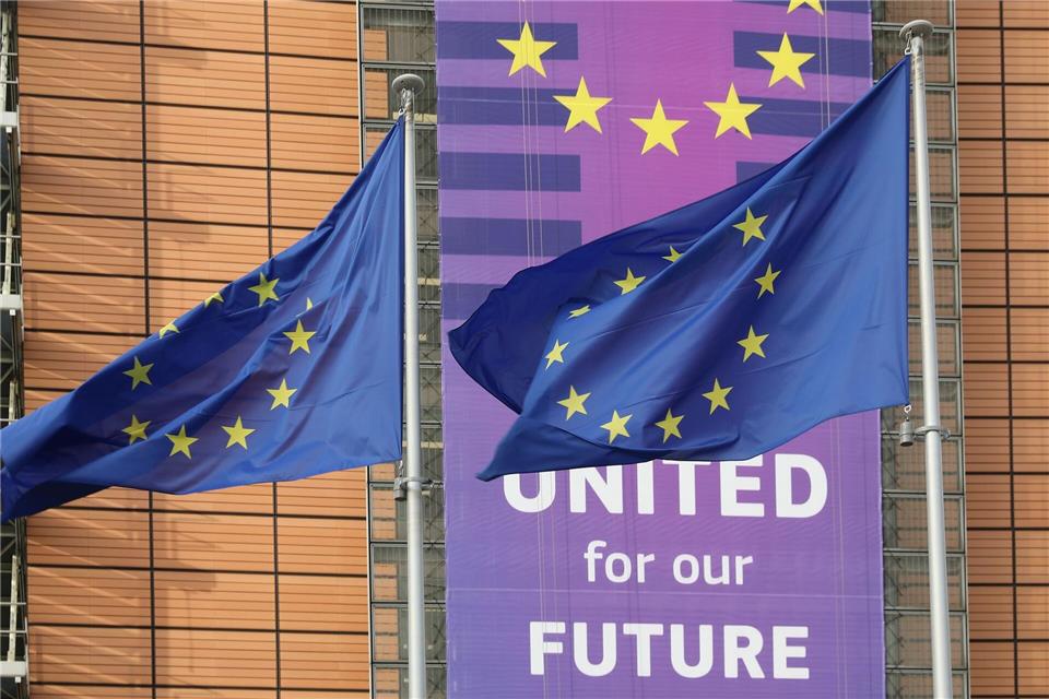 Die Europäische Kommission hat bisher 19 Standorte für große KI-Fabriken ausgewählt. (Archivbild) Meng Dingbo/XinHua/dpa