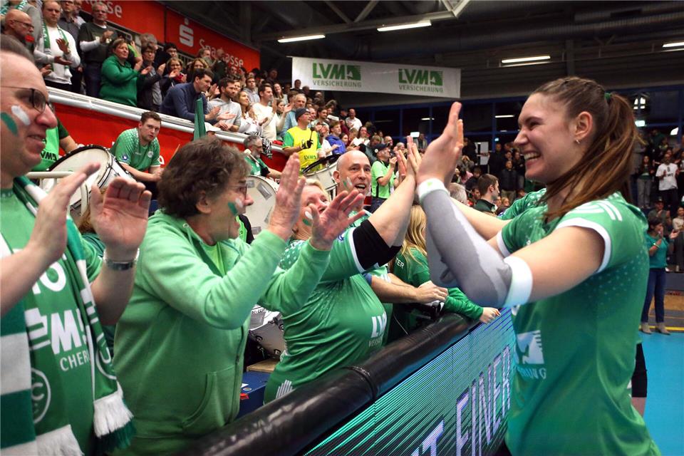 Die Ex-Borkenerin Esther Spöler (rechts) wechselte 2024 in die 1. Bundesliga zum USC Münster.