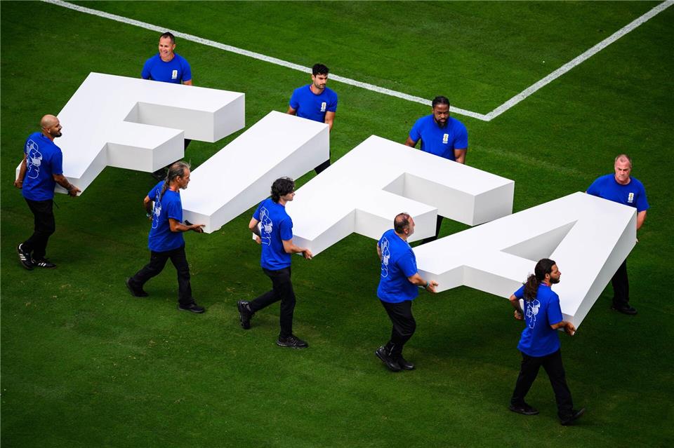 Die FIFA bemüht sich, Online-Missbrauch durch Beleidigungen einzudämmen. (Illustration)Tom Weller/dpa