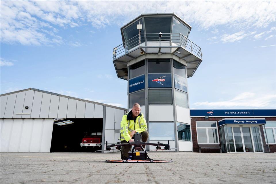 Die FLN sieht in der Drohnenfliegerei Potenzial.Hauke-Christian Dittrich/dpa