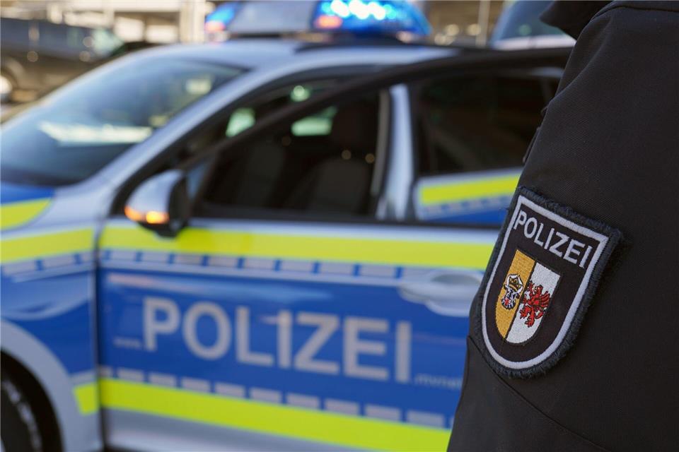 Die Fahrt endete mit einem Sachschaden, aber ohne Verletzte. (Symbolbild)Marcus Brandt/dpa