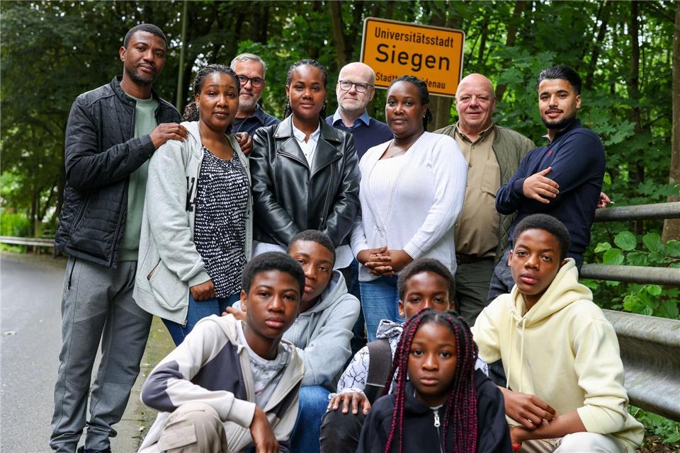 Die Familie hofft auf eine Aufenthaltserlaubnis. (Archivbild) Christoph Reichwein/dpa