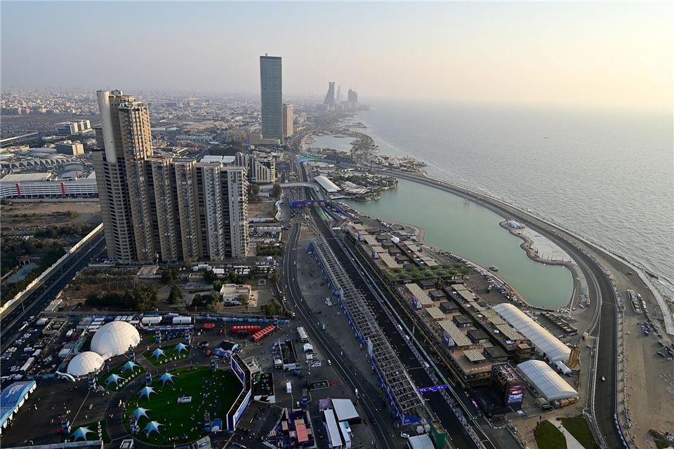 Die Fans in Saudi-Arabien erleben die Formel 1 in diesem Jahr wohl nicht vor Ort. (Archivbild)Hasan Bratic/dpa