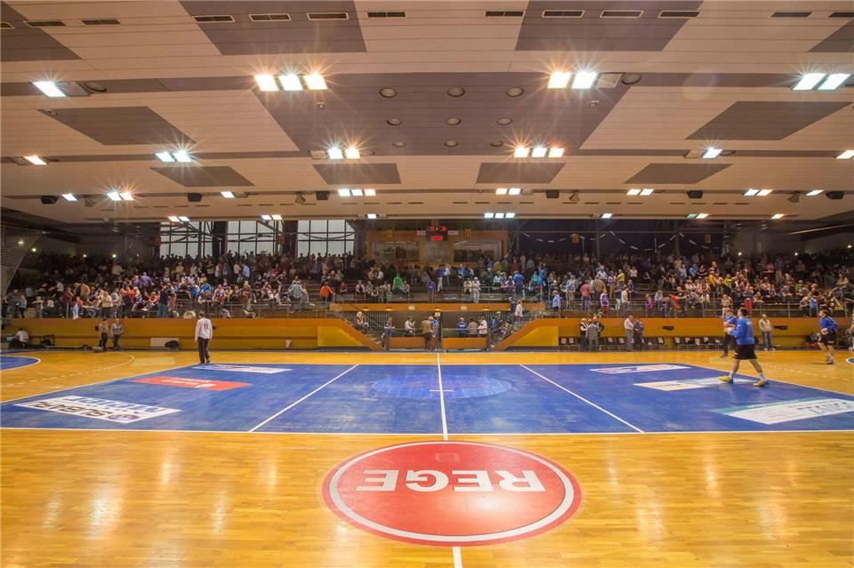Die Fans vom ThSV Eisenach können in der neuen Saison einen neuen Linksaußen in der Werner-Aßmann-Halle begrüßen (Archivbild). picture alliance / dpa