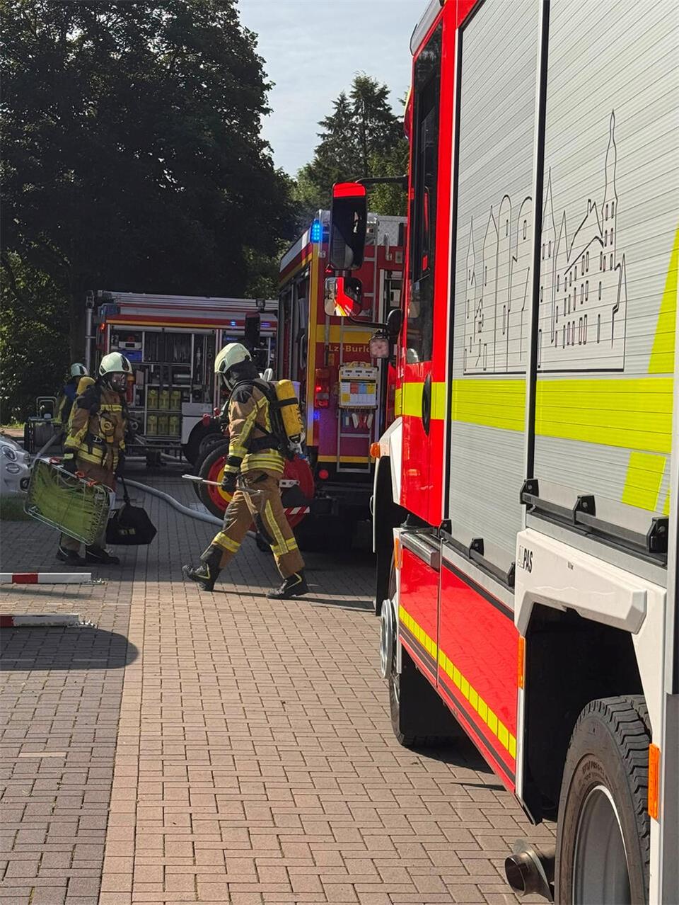 Die Feuerwehr Borken war mit 45 Einsatzkräften vor Ort.