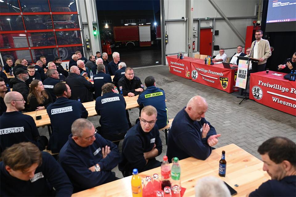 Die Feuerwehr in Wiesmoor rückte zu mehreren Einsätzen mit dem Fahrzeug aus. Lars Penning/dpa