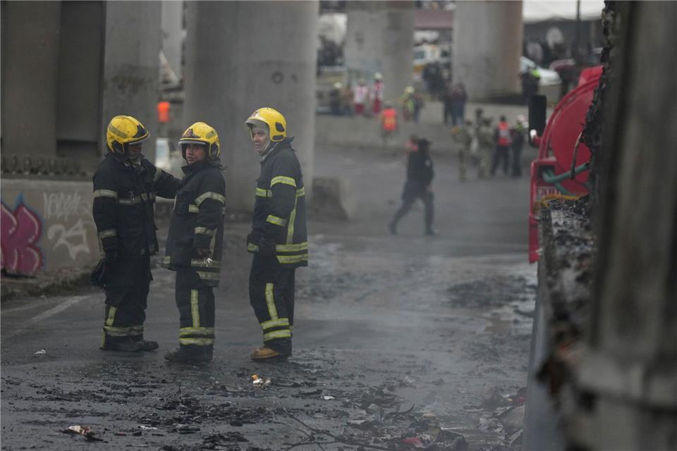 Die Feuerwehr konnte den Brand löschen. Fernando Llano/AP/dpa