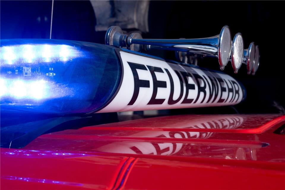 Die Feuerwehrleute waren schon vor Ort, bevor der Unfall geschah. (Symbolbild)Niklas Treppner/dpa