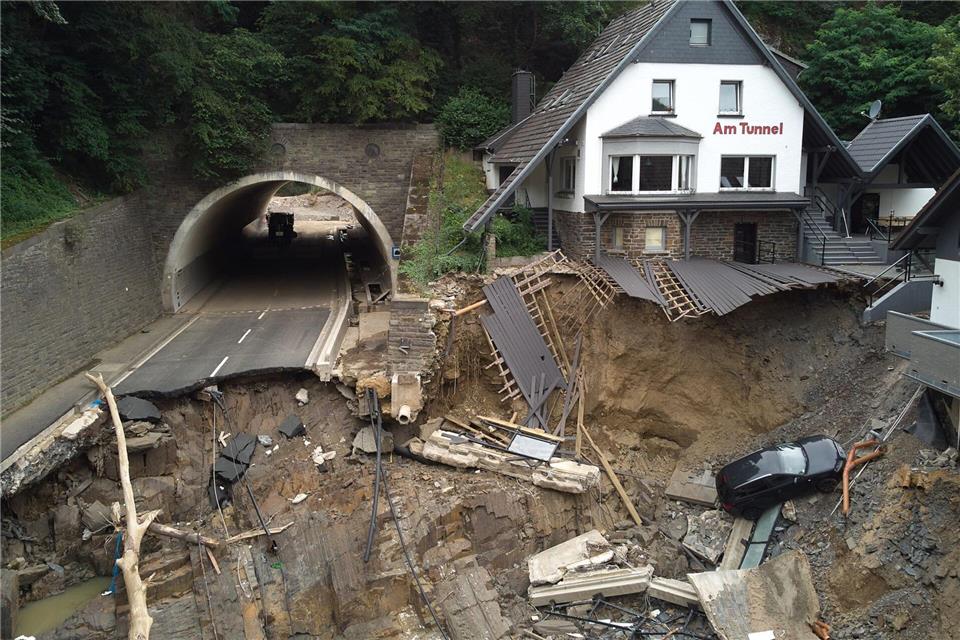 Die Flut im Ahrtal 2021 hat dramatische Schäden hinterlassen. (Archivbild)Thomas Frey/dpa