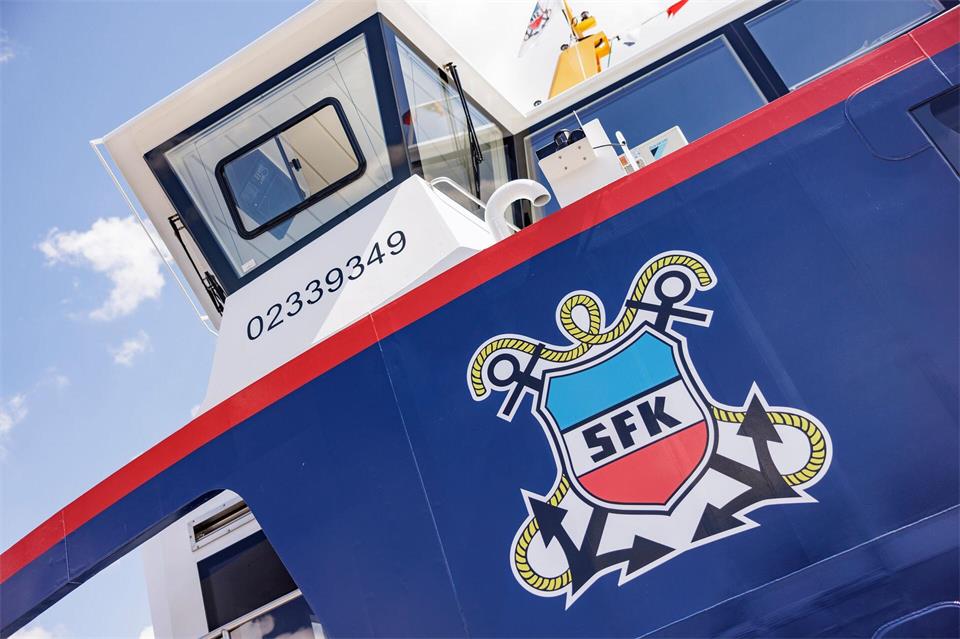 Die Fördefährlinie F1 verkehrt zehn Wochen lang nach einem Sonderplan. (Symbolbild)Axel Heimken/dpa