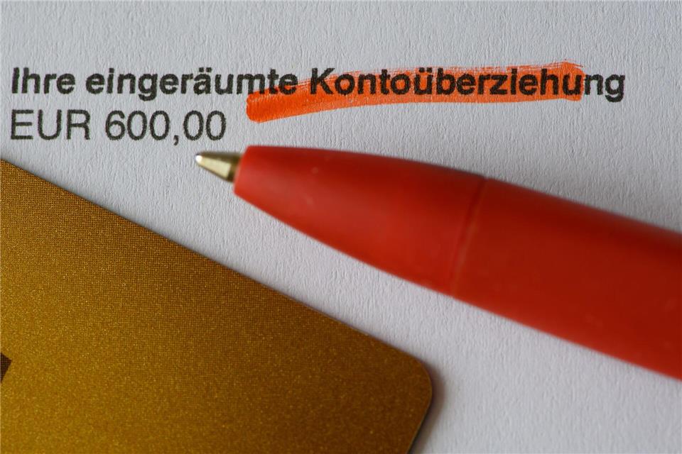 Die Frage einer Deckelung von Dispo-Zinsen wird in dem Entwurf nicht thematisiert. (Symbolbild)Robert Michael/dpa-Zentralbild/dpa