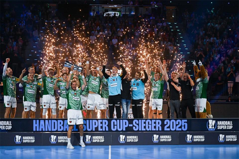 Die Füchse Berlin wollen zum dritten Mal nacheinander den Supercup gewinnen. (Archivbild)Sven Hoppe/dpa