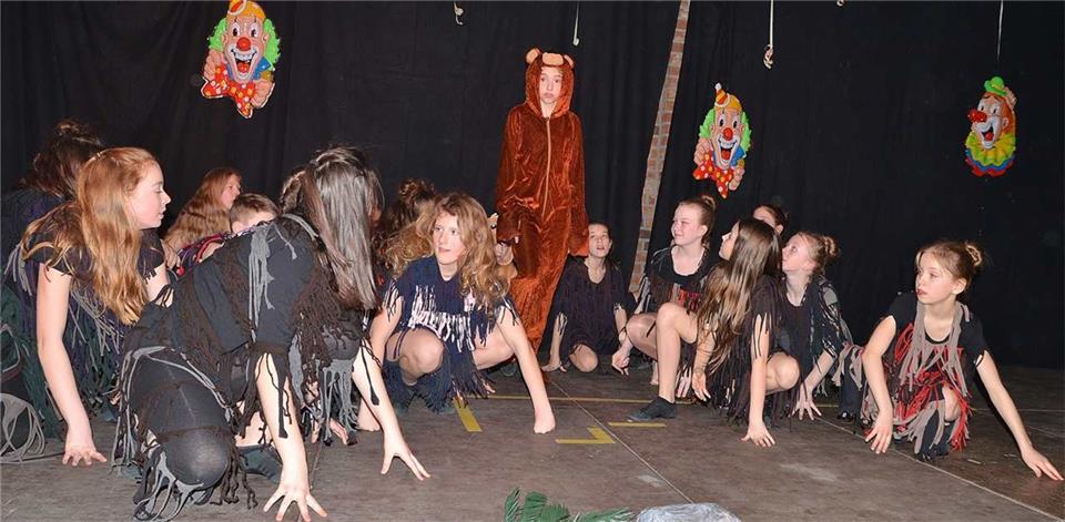 Die Fun Generation zeigte sich närrisch-sportlich beim Familienkarneval.