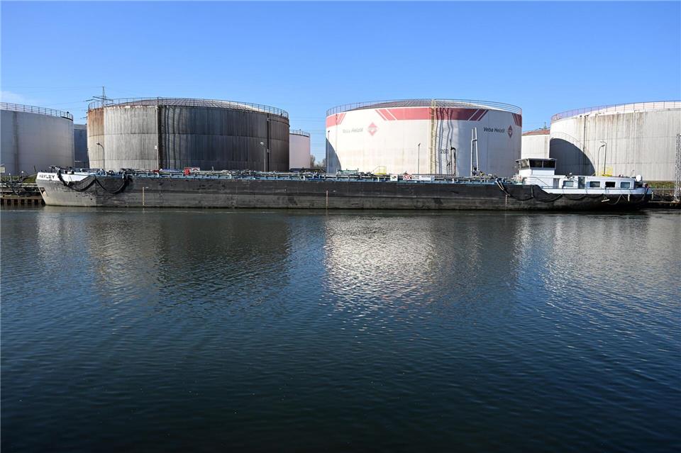 Die G7-Staaten sind prinzipiell offen für die Freigabe von Ölreserven. (Archivbild)Federico Gambarini/dpa