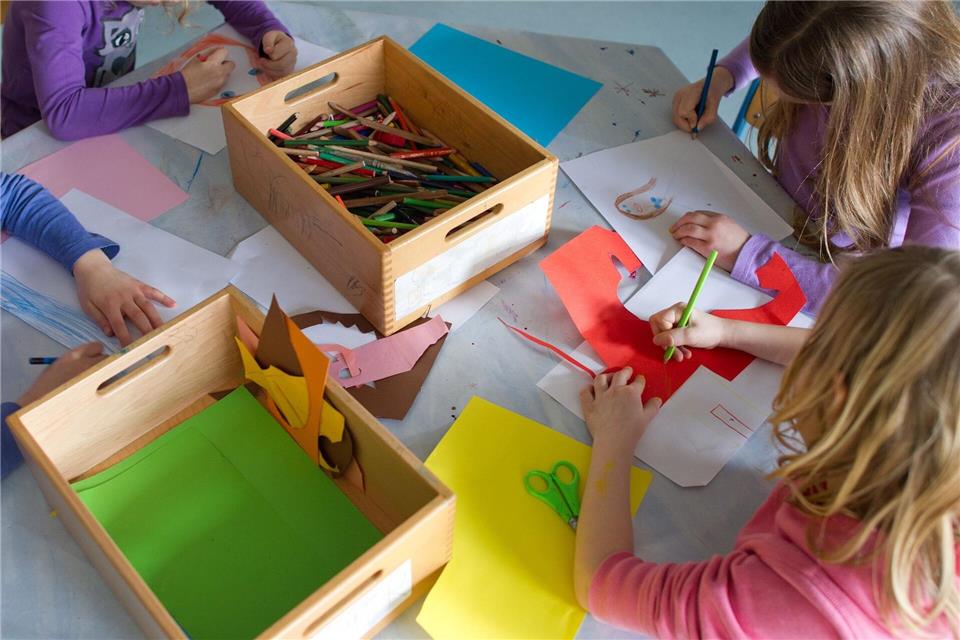 Die Ganztagsbetreuung soll schrittweise kommen. (Symbolbild)Uwe Anspach/dpa