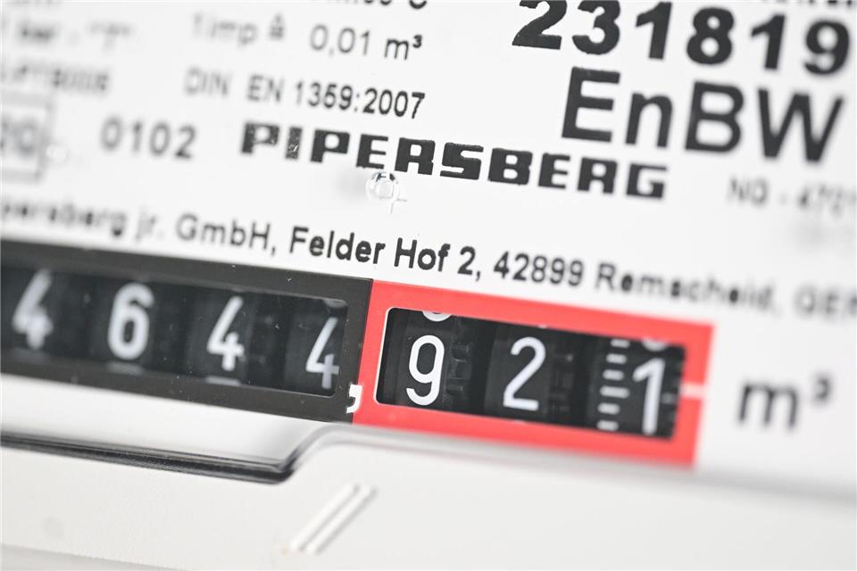 Wo Haushalte für Gas am meisten zahlen  Die Gaspreise in Baden-Württemberg schwanken je nach Wohnort stark. (Symbolbild)Bernd Weißbrod/dpa