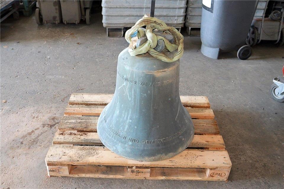 Die Gemeinde ist erleichtert, dass die Glocke zurückkommt.Jörn Hünecke/dpa