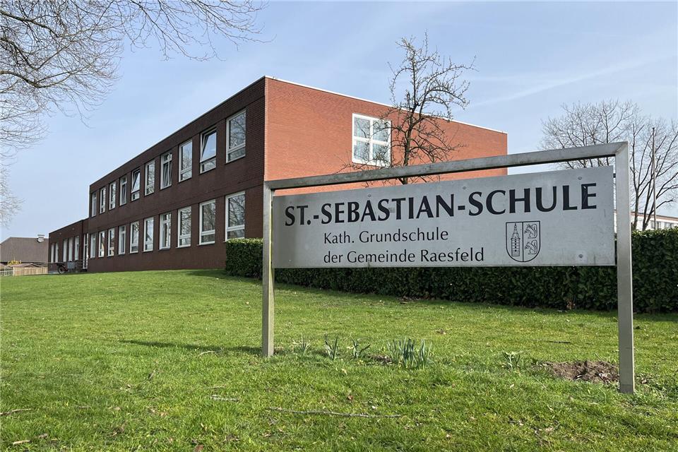 Die Gemeinde soll die Bauarbeiten für die Erweiterung der Sebastianschule ausschreiben und vergeben.