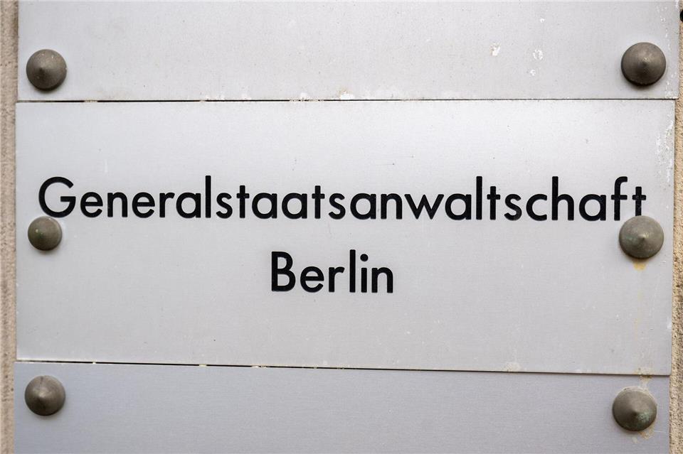 Die Generalstaatsanwaltschaft Berlin hat Anklage gegen einen 23-Jährigen wegen Terrorverdachts erhoben. (Symbolbild)Christophe Gateau/dpa