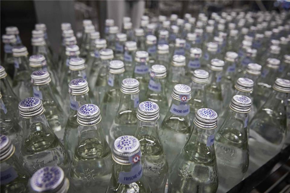 Die Geschäfte bei Gerolsteiner verliefen 2025 positiv (Symbolbild)Gerolsteiner Brunnen/dpa