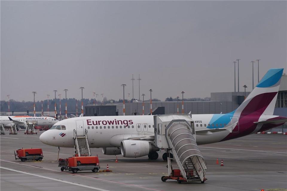Neue Flugverbindung von Hamburg nach Tel Aviv Die Gesellschaft Eurowings fliegt jetzt zweimal pro Woche von Hamburg nach Tel Aviv.Marcus Brandt/dpa
