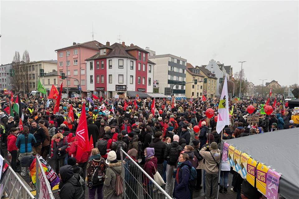 Die Gewerkschaften protestieren gegen die Gründung einer neuen AfD-Jugendorganisation. Michael Brandt/dpa