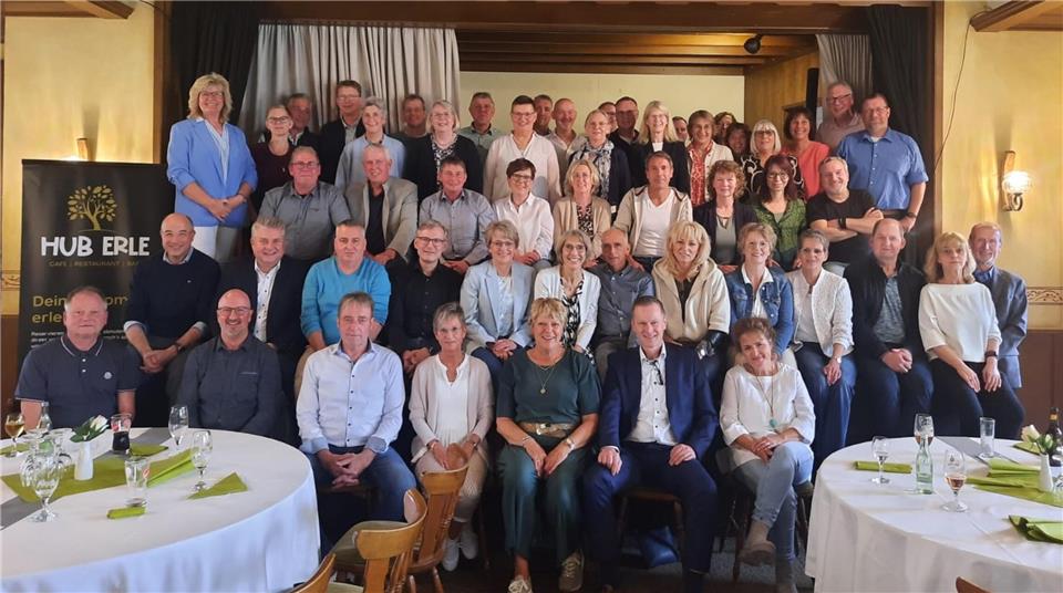 Die Goldjubilare und ehemaligen Mitschüler hatten viel Spaß zusammen.
