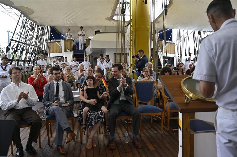 Die Gorch Fock ankert derzeit in New York und wurde zum Schauplatz einer Einbürgerungszeremonie für Nachkommen von NS-Verfolgten.Anne Pollmann/dpa