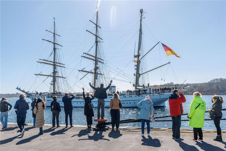 Die Gorch Fock ist von Kiel aus zu einer Auslandsreise gestartet.Markus Scholz/dpa