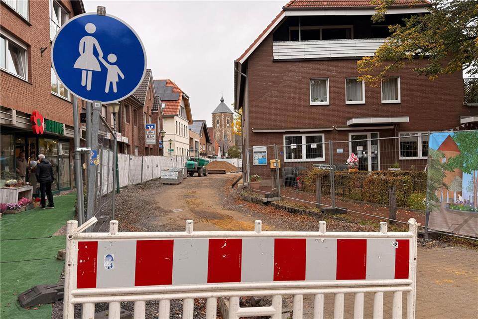 Die Händler im Ramsdorfer Ortskern spüren die Auswirkungen der Ortskernsanierung - die Verwaltung soll Lösungen zur Unterstützung entwickeln.
