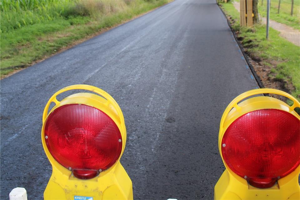 Die Hagenwiese hat eine neue Asphaltdeckschicht bekommen.