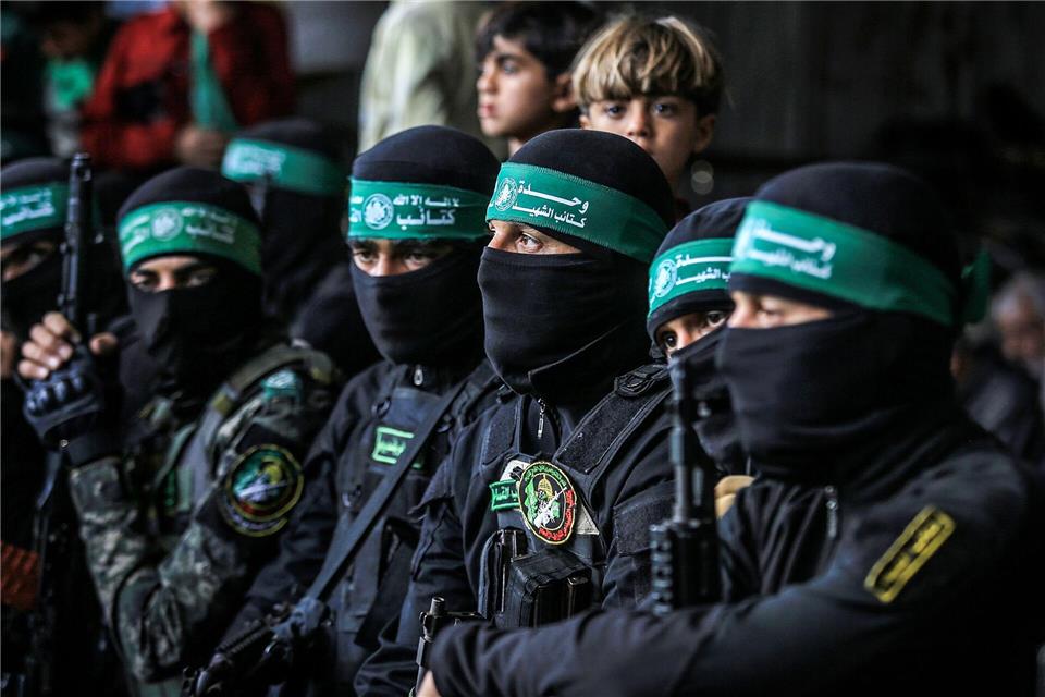 Nach neuer Gewalt: Hält die Waffenruhe in Gaza? Die Hamas lehnt es ab, alle ihre Waffen niederzulegen. (Archivbild) Abed Rahim Khatib/dpa