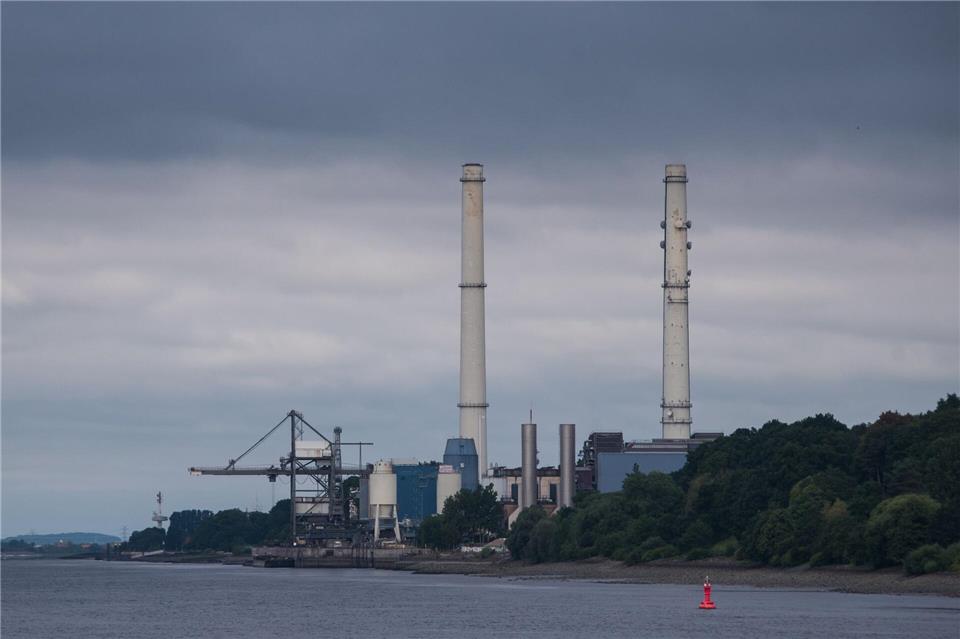 Die Hamburger Energiewerke haben die Stilllegung des Kohlekraftwerks Wedel zum 1. Juli 2027 beantragt. (Archivbild)Daniel Bockwoldt/dpa