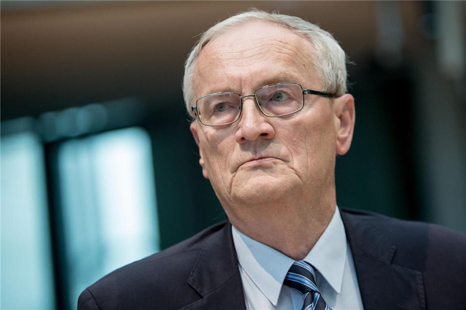 Die Hamburger Staatsanwaltschaft ermittelt gegen den früheren BND-Chef August Hanning. (Archivbild)picture alliance / dpa