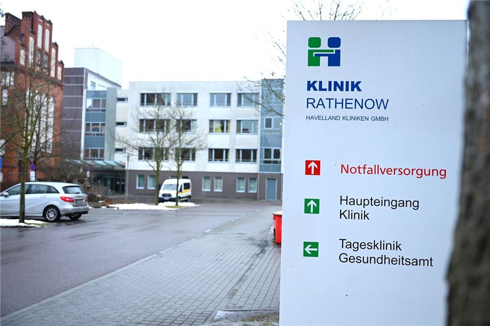 Die Havelland-Kliniken verstärken nach einem Missbrauchsverdacht gegen einen Kinderarzt ihre Schutzmechanismen im Klinikalltag. (Archivbild)Elisa Schu/dpa