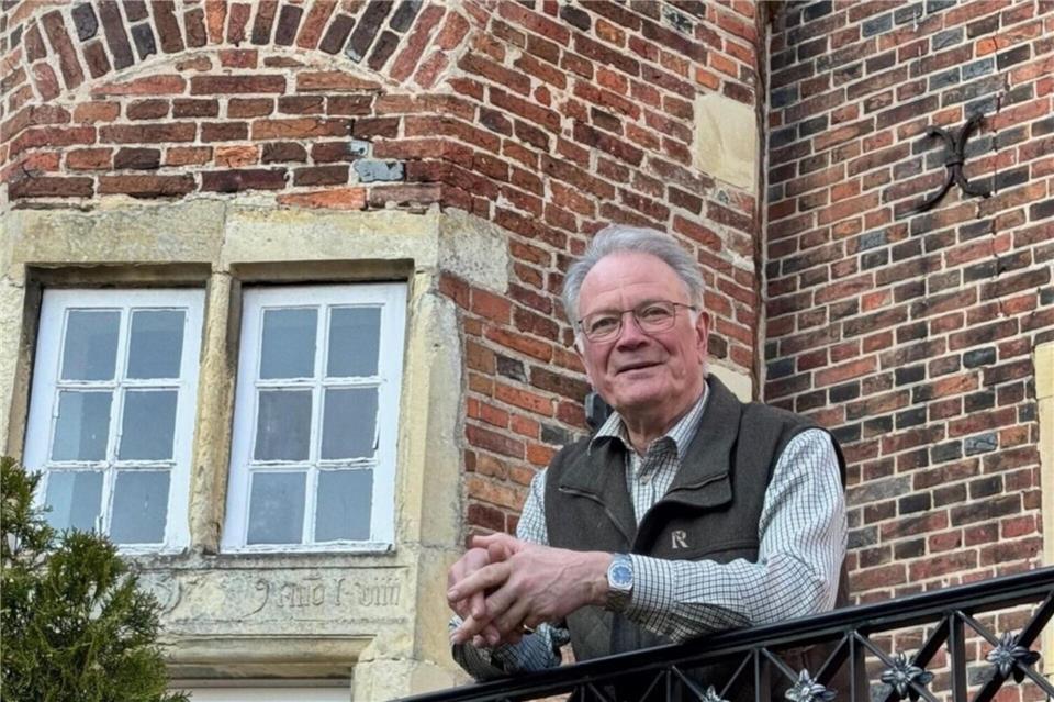 Die Heimat von Clemens Freiherr von Oer ist auf Haus Egelborg. Er berichtet, welche Pflichten so ein Gut mit sich bringt. Dabei verweist er auch darauf, dass es durchaus Verzicht bedeutet.