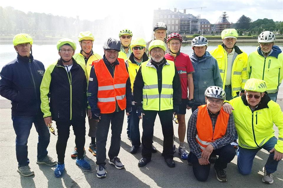 Die Herren haben viele Radkilometer gesammelt.