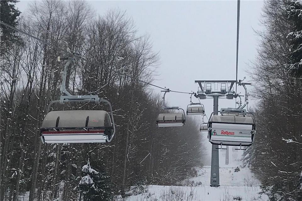 Die Herzogenhornbahn am Feldberg im Schwarzwald. (Archivbild) Valentin Gensch/dpa