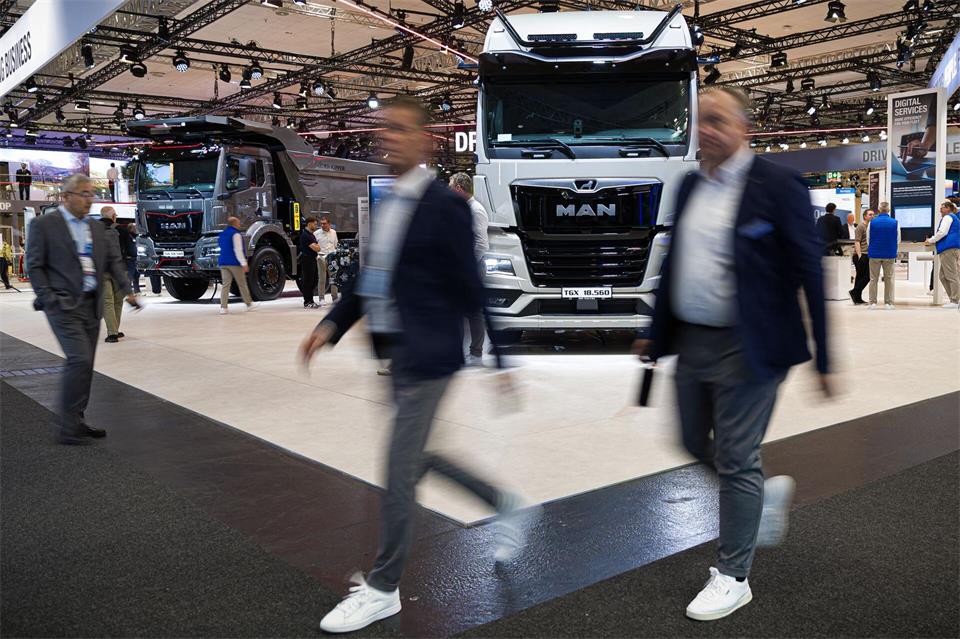 Die IAA hat bis Sonntag geöffnet. Moritz Frankenberg/dpa
