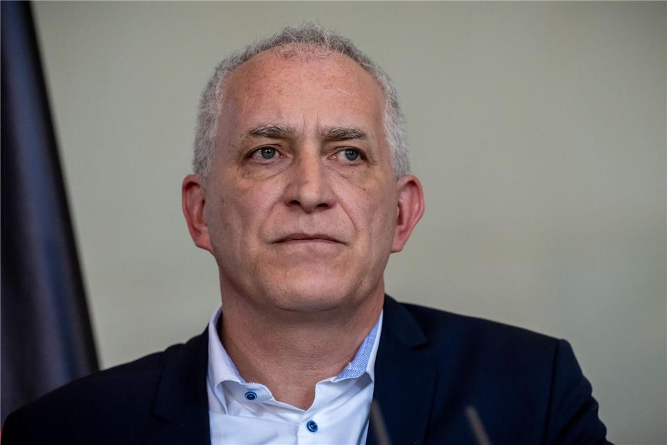 Die IG Metall lehnt die Zahlung einer Dividende ab. Das Geld sollte besser in der Firma bleiben, meint die Gewerkschaft.Michael Kappeler/dpa