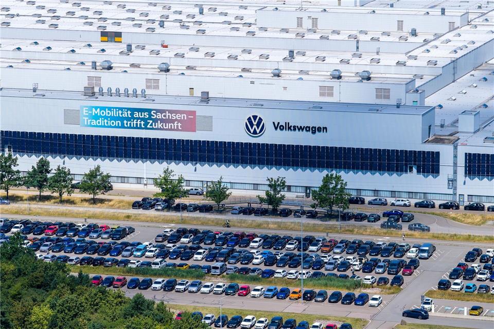 Die IG-Metall will eine Schließung des Zwickauer VW-Werkes nicht kampflos hinnehmen.Jan Woitas/dpa