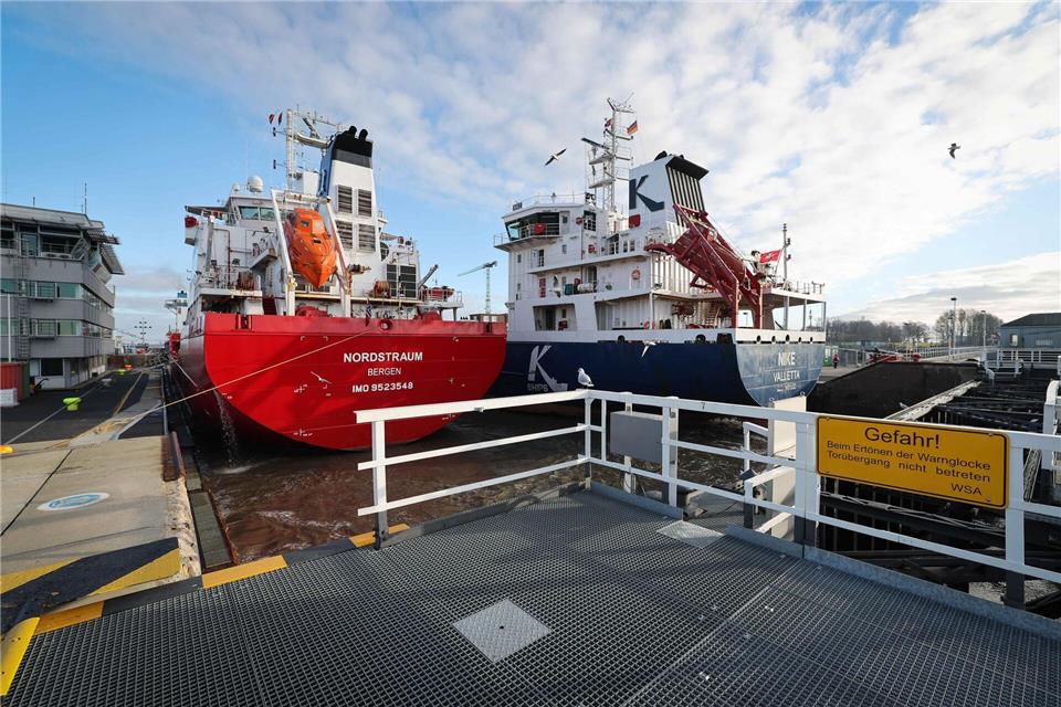 Die Initiative Kiel-Canal will, dass der Nord-Ostsee-Kanal für Schiffe wieder attraktiver wird. (Archivbild)Christian Charisius/dpa