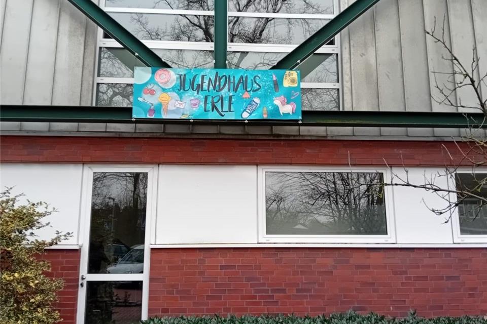Die Jugendarbeit in Erle geht in den Räumen der Sporthalle an der Silvesterstraße weiter.