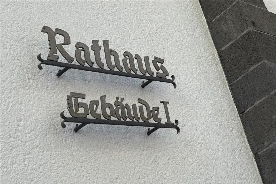 Die Kassen in vielen Rathäusern sind leer. (Symbolbild)Mona Wenisch/dpa