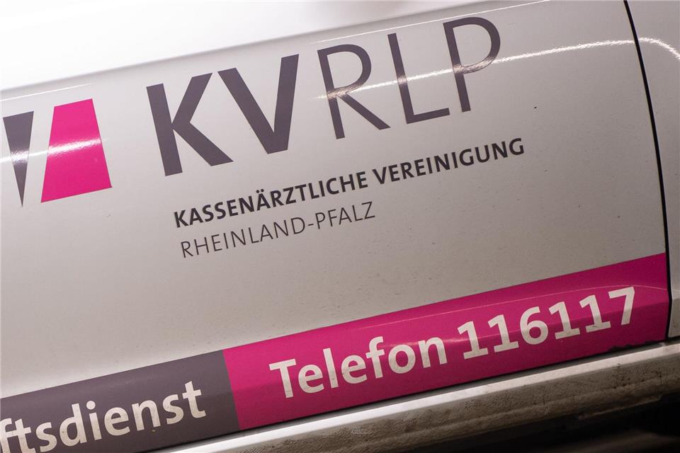 Die Kassenärztliche Vereinigung befürchtet deutliche Folgen für Patientinnen und Patienten in Rheinland-Pfalz. (Symbolbild)Sebastian Gollnow/dpa