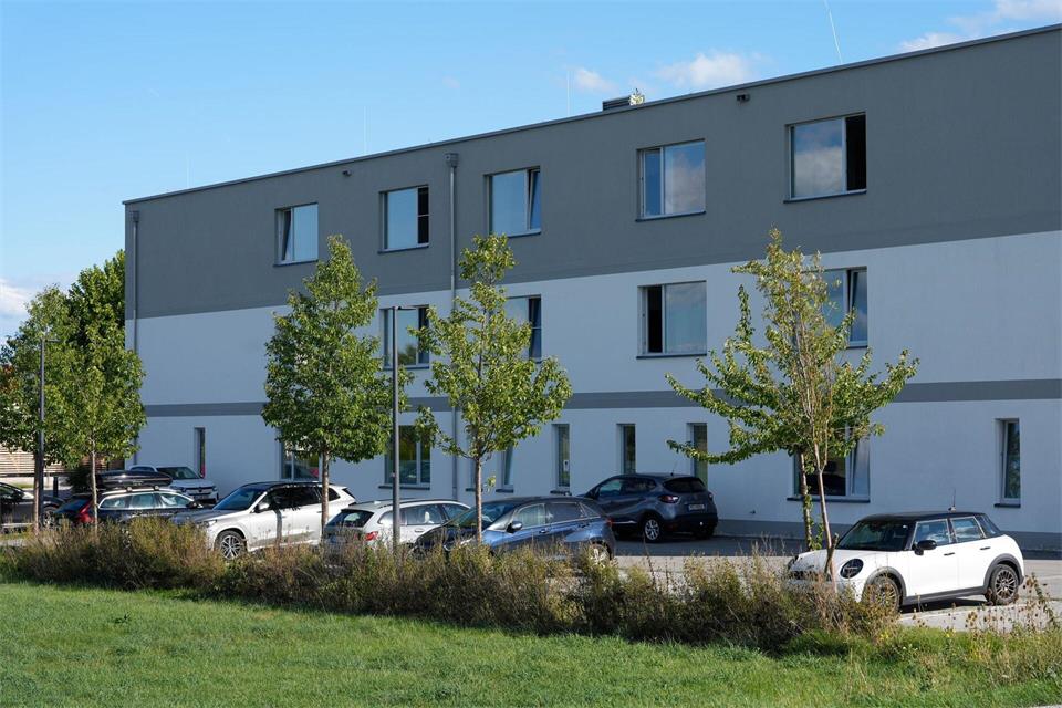 Die Klinik steht unter Beobachtung.Uwe Lein/dpa