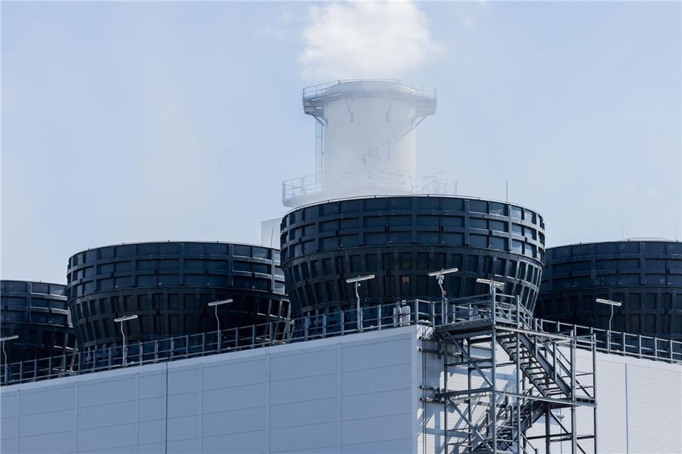 Die Koalition hat sich auf eine Kraftwerksstrategie geeinigt. Bis 2032 sollen insgesamt 12 Gigawatt steuerbare Leistung entstehen, vor allem durch neue Gaskraftwerke. (Archivbild)Rolf Vennenbernd/dpa