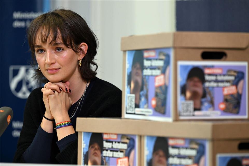 Die Kölnerin Yanni Gentsch wurde beim Joggen von einem Voyeur belästigt, der ihr Gesäß filmte, konnte aber bei der Polizei keine Strafanzeige erstatten. (Archivbild)Federico Gambarini/dpa