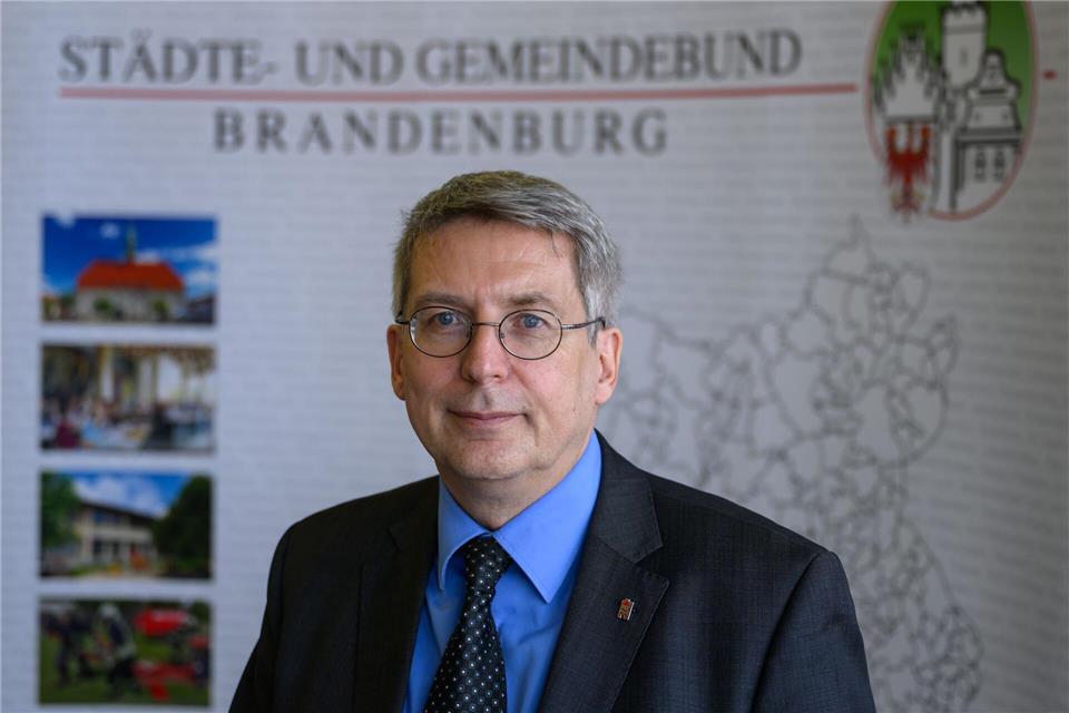 Die Kommunen in Brandenburg sehen sich in akuter Finanznot. (Archivbild)Patrick Pleul/dpa