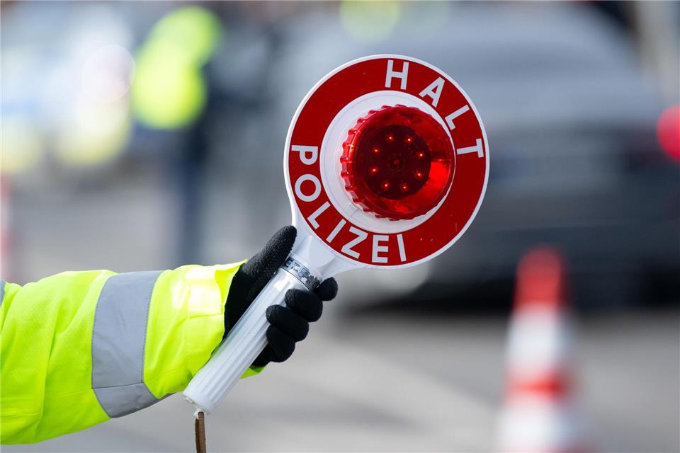 Die Kontrolle erfolgte unweit der deutsch-tschechischen Grenze. (Symbolbild)Sven Hoppe/dpa
